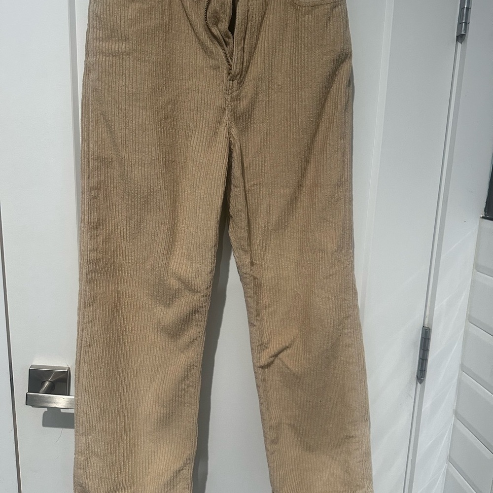 Levi’s Corduroy Ribcage Pants